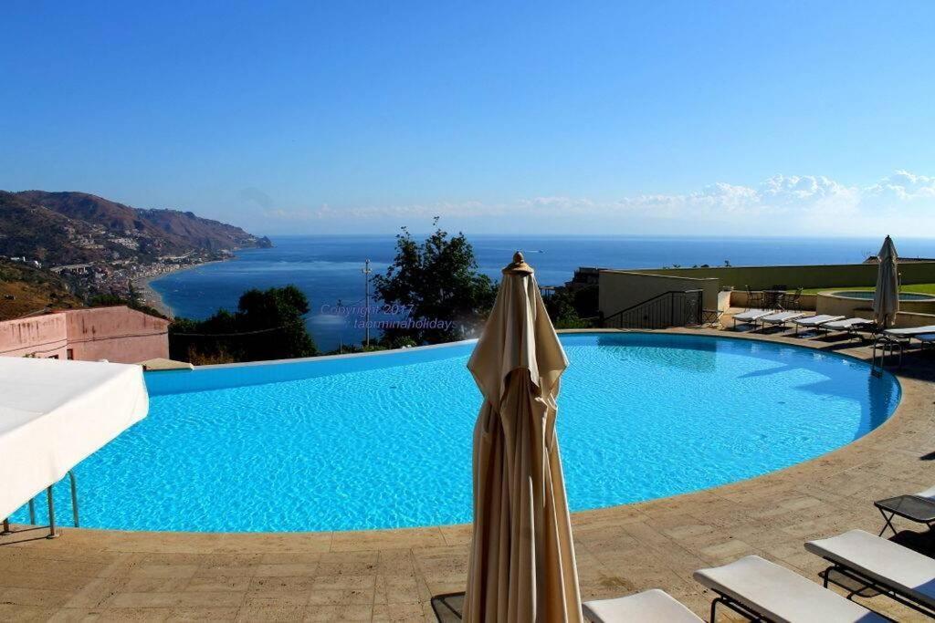 Sweet Taormina